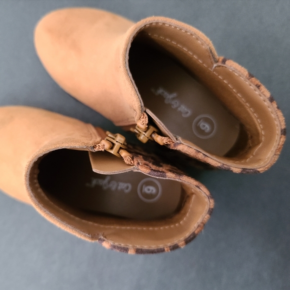 Cat&Jack booties - Picture 4 of 8